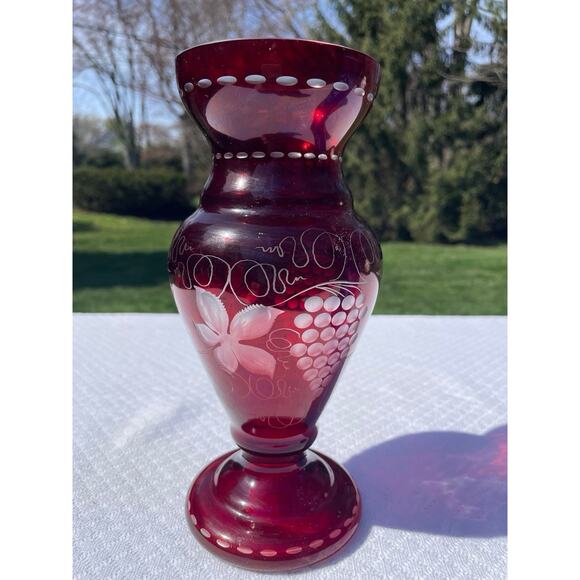 Vintage Egermann Bohemian Ruby Red Vase Cut To Clear Etched Glass 8 3/4" Tall - Picture 6 of 8